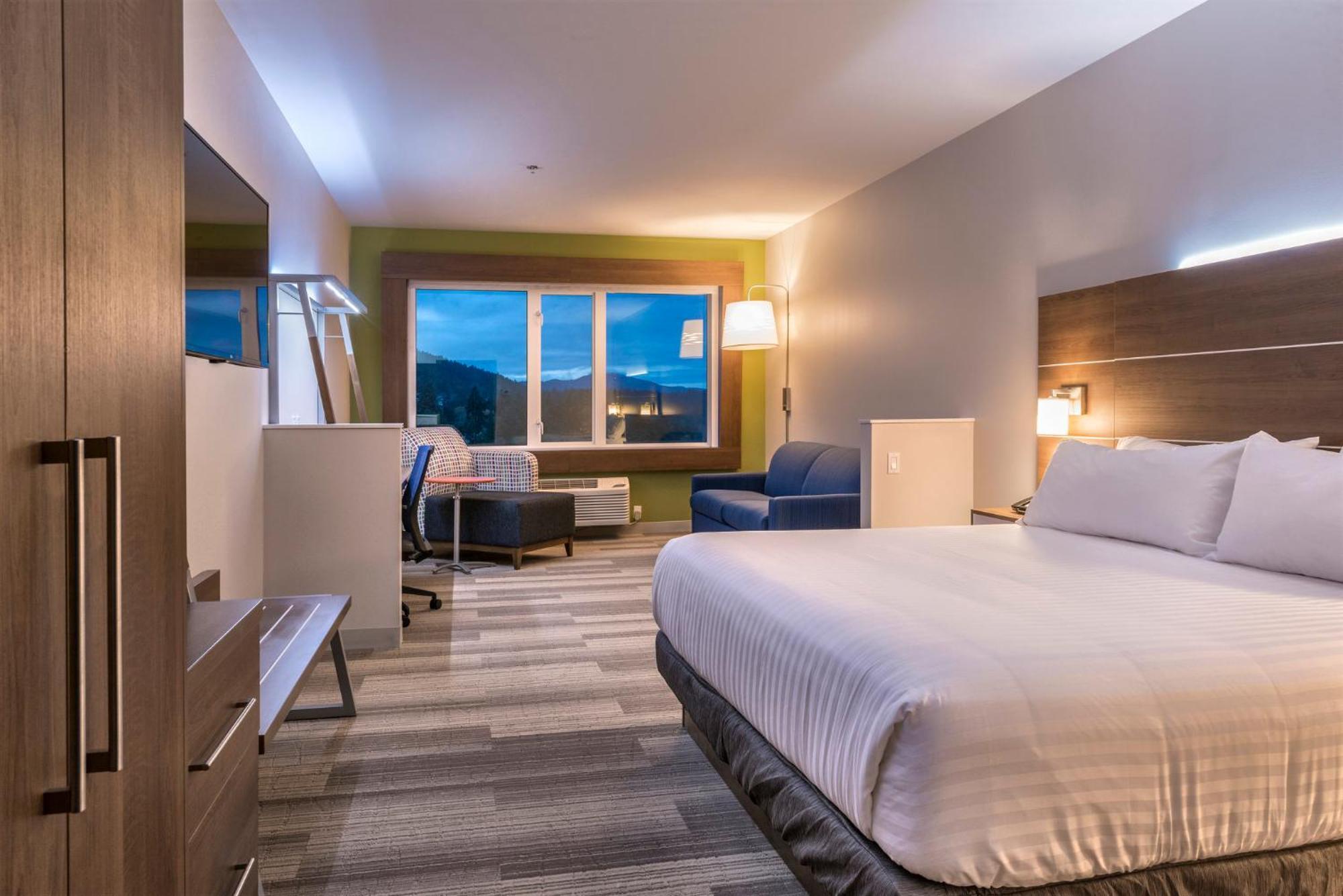 Holiday Inn Express & Suites Victoria-Colwood By Ihg Ленгфорд Екстер'єр фото
