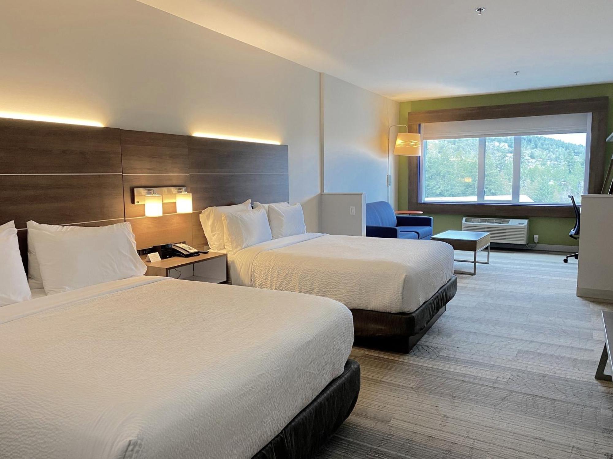 Holiday Inn Express & Suites Victoria-Colwood By Ihg Ленгфорд Екстер'єр фото
