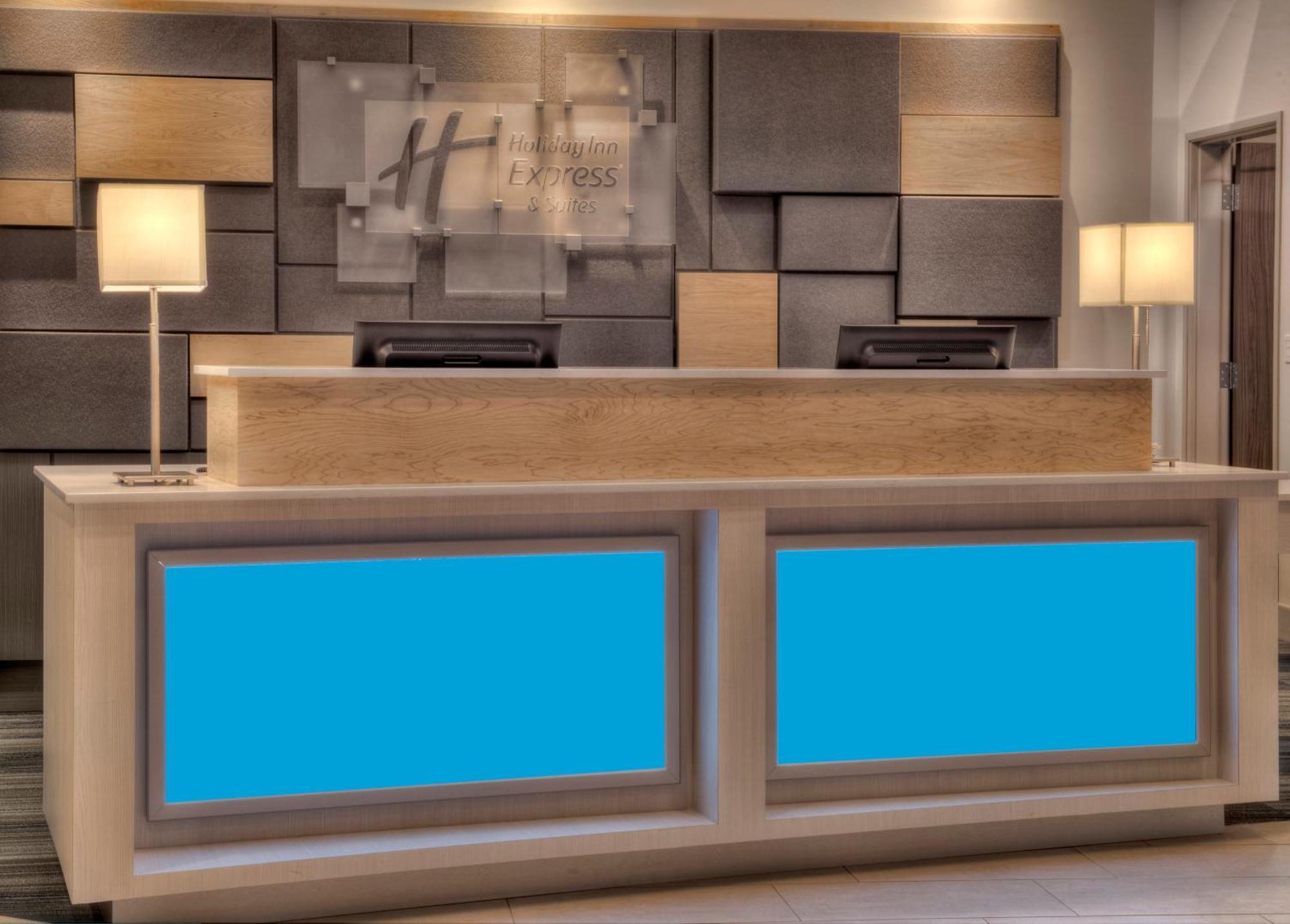Holiday Inn Express & Suites Victoria-Colwood By Ihg Ленгфорд Екстер'єр фото